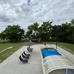 Wild Garden1 דירה Pusztakovacsi