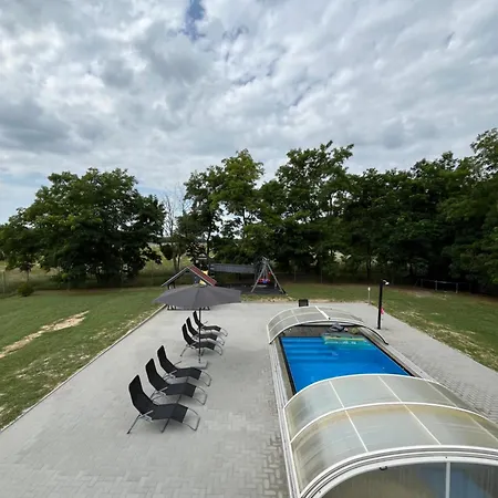 Wild Garden1 Lägenhet Pusztakovacsi