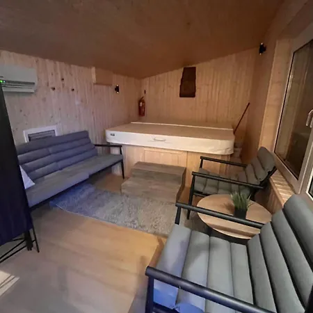 Апартаменты Wild Garden1 *