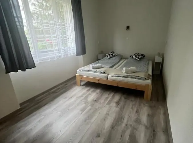 Wild Garden1 Apartment