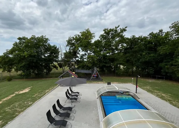 Wild Garden1 Апартаменты Pusztakovacsi