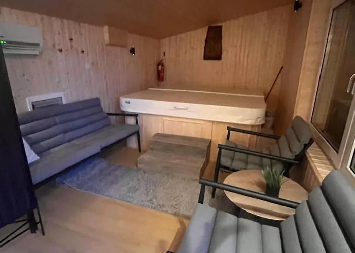 Апартаменты Wild Garden1 *